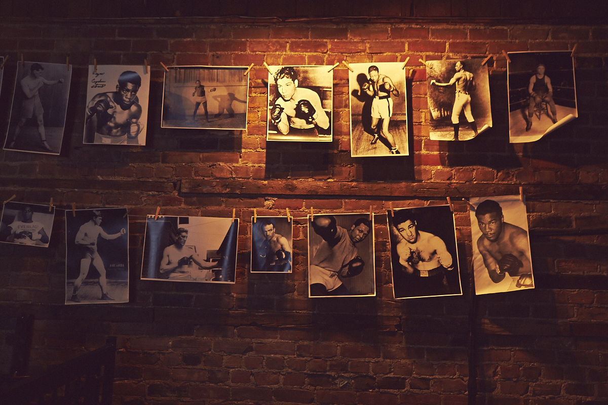 Venir en gang pour les 1 an du site de nouvelles et images érotiques jesuisvenu.com