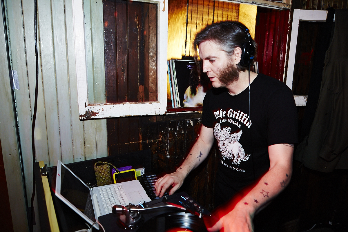 Folle soirée dans St-Henri pour les deux ans du bar de Courcelle