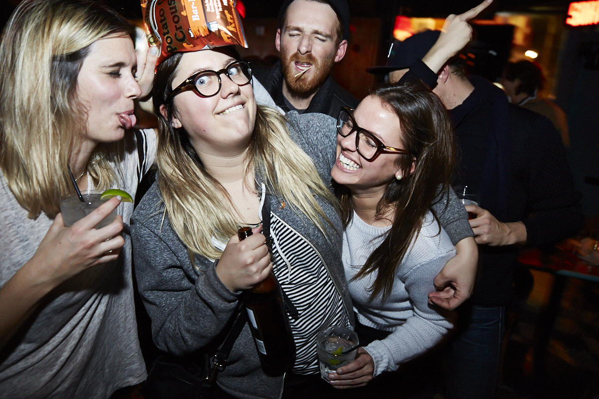 Folle soirée dans St-Henri pour les deux ans du bar de Courcelle