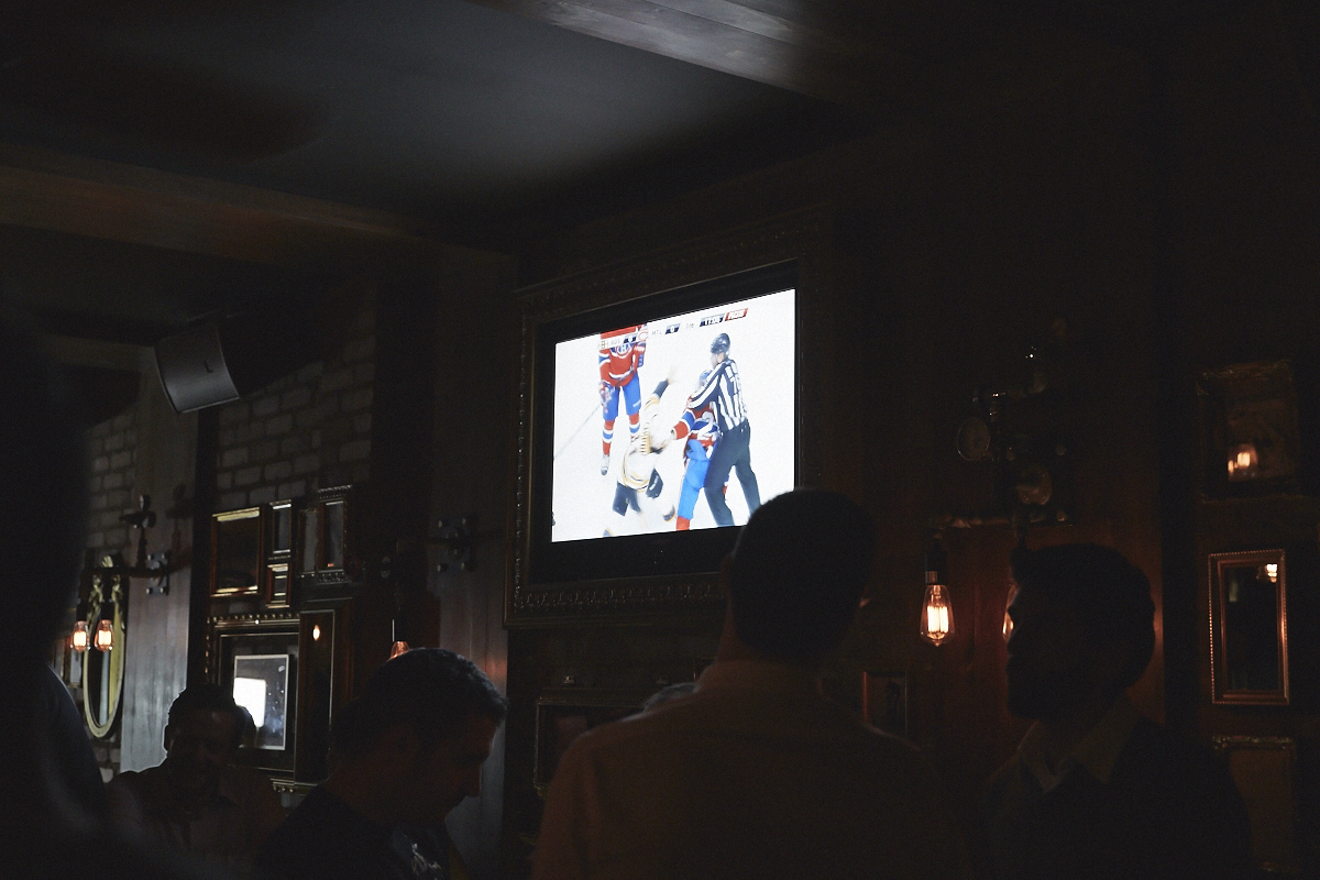 Champagne, huîtres et dancefloor de feu pour les 2 ans du Saint-Édouard