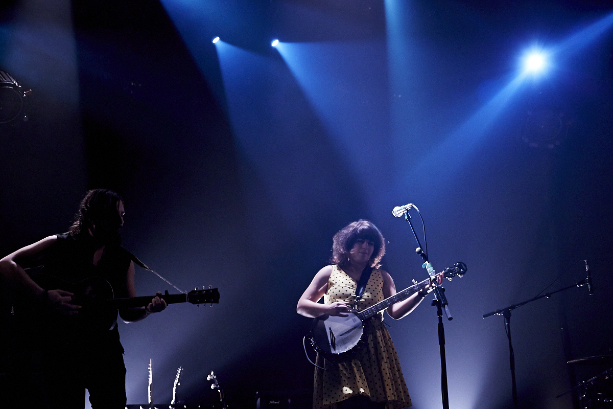 Lisa Leblanc rock the shit au lancement de son nouvel album anglo Highways, Heartaches and Time Well Wasted