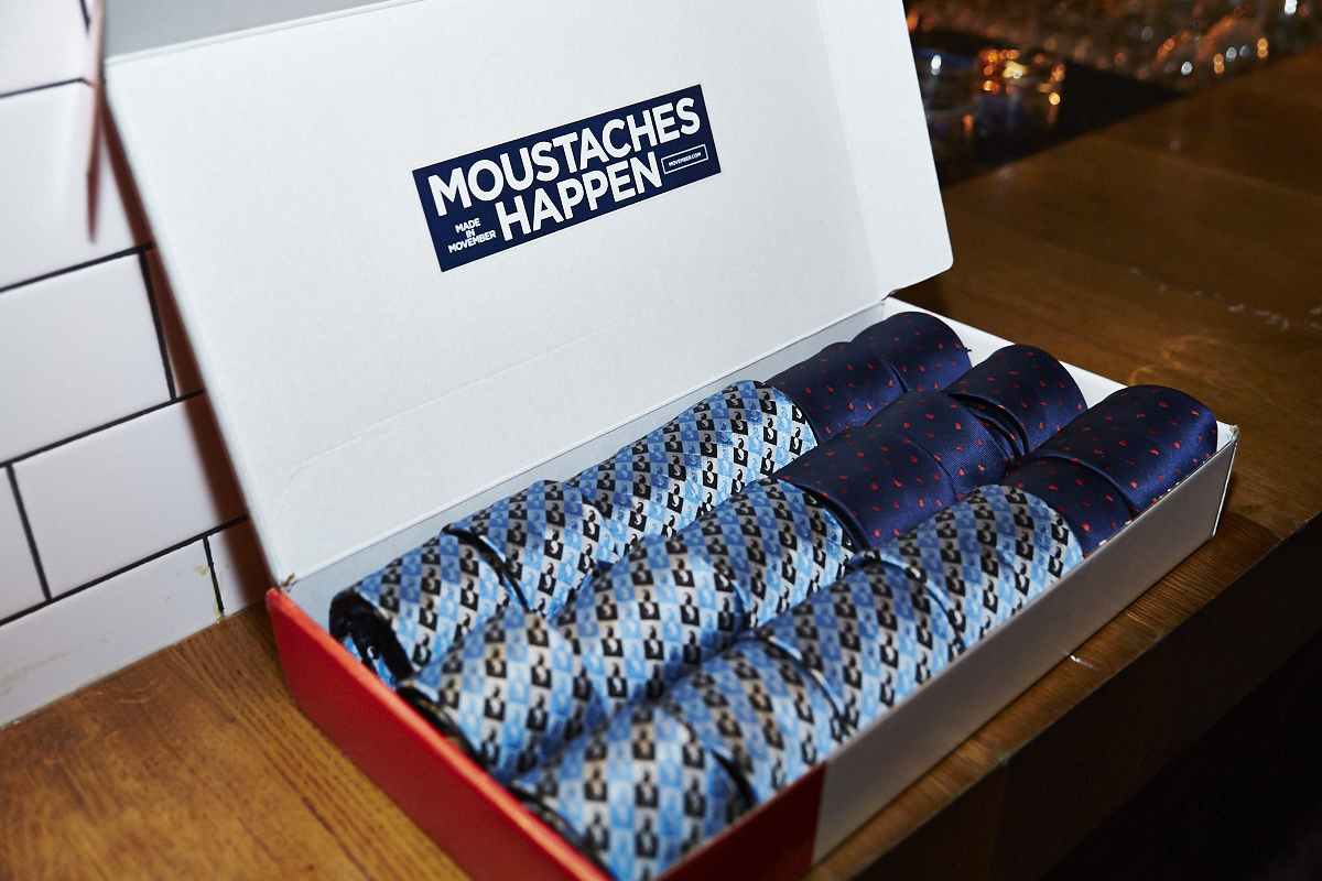 JimLeBarbier fait des ravages au Mme.Lee pour le lancement de Movember