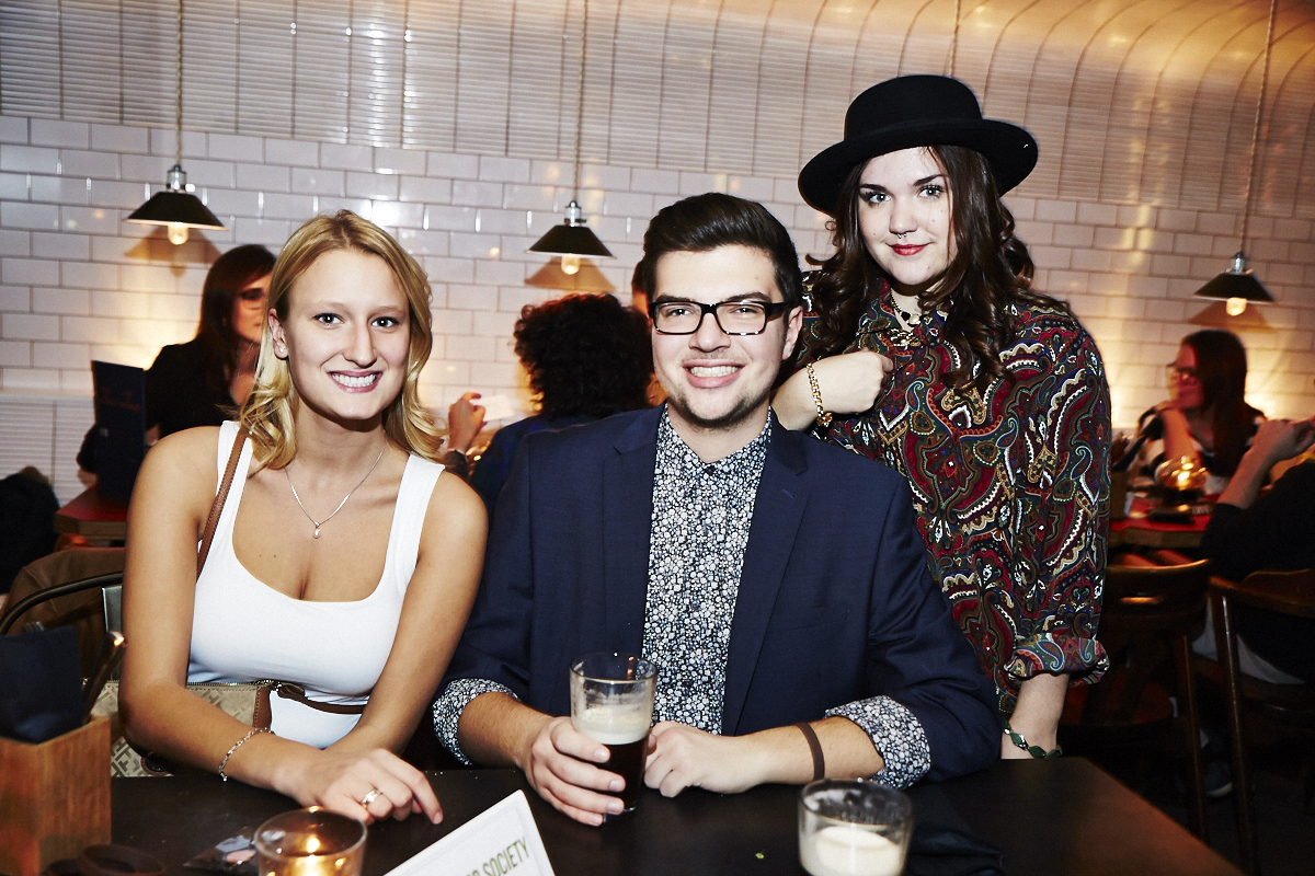 JimLeBarbier fait des ravages au Mme.Lee pour le lancement de Movember