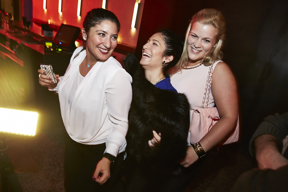 JimLeBarbier fait des ravages au Mme.Lee pour le lancement de Movember