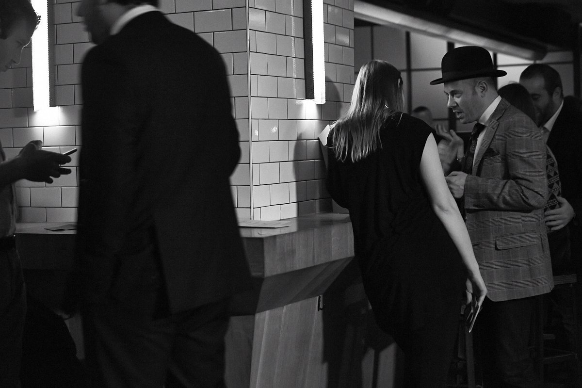 JimLeBarbier fait des ravages au Mme.Lee pour le lancement de Movember