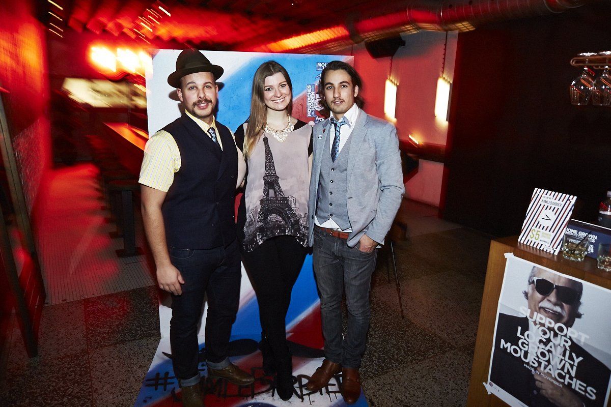 JimLeBarbier fait des ravages au Mme.Lee pour le lancement de Movember