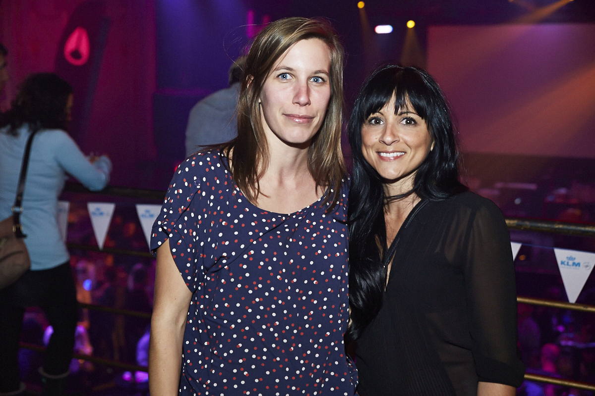 Moustaches, surfboards et destination paradisiaque pour la nouvelle saison de OuiSurf!