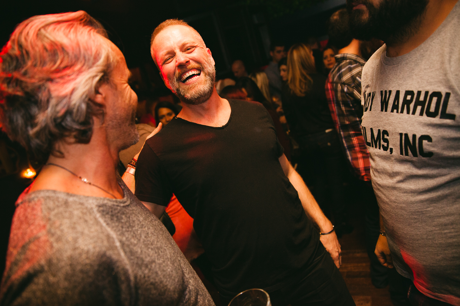 Le Peopl coule au rythme de la vodka pour sa soirée Di Salvio Reunion