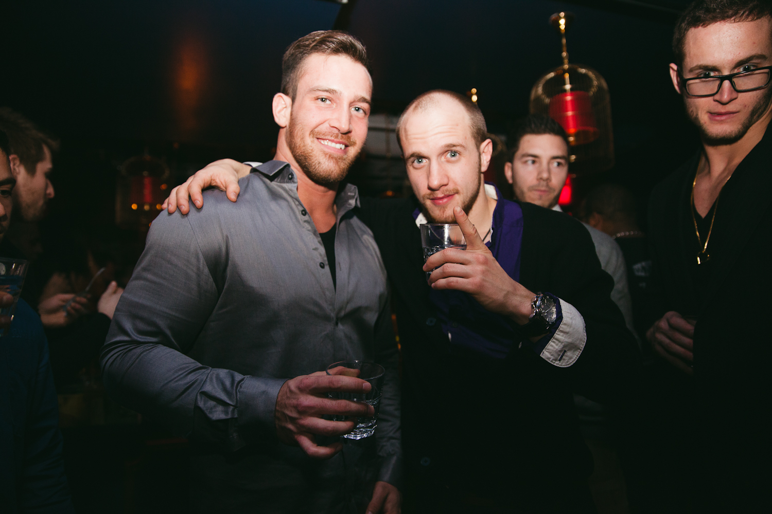 Le Peopl coule au rythme de la vodka pour sa soirée Di Salvio Reunion