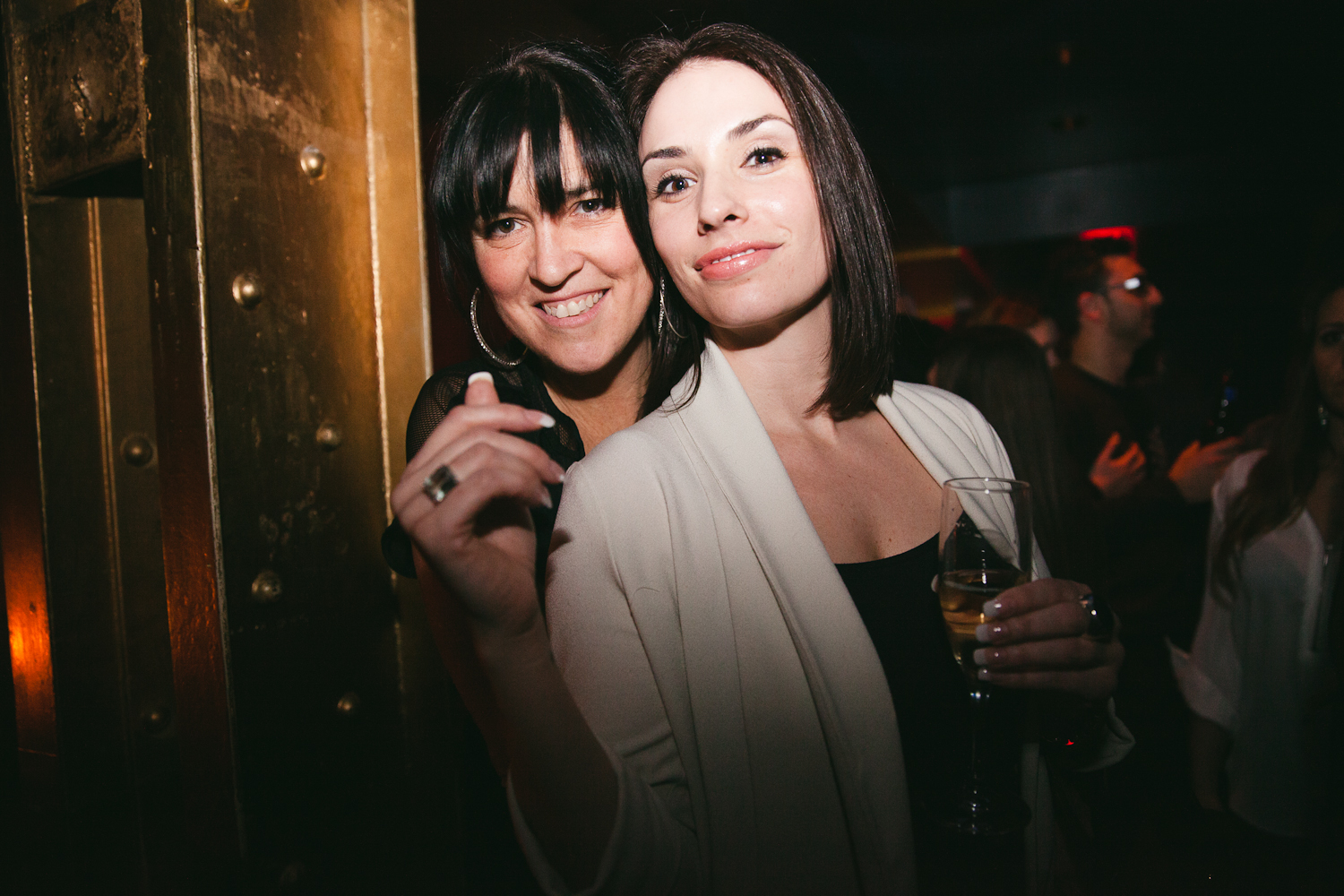 Le Peopl coule au rythme de la vodka pour sa soirée Di Salvio Reunion