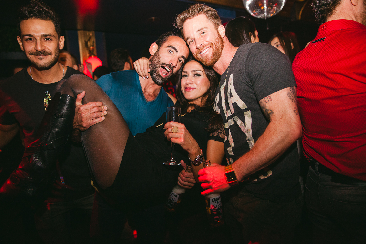 Le Peopl coule au rythme de la vodka pour sa soirée Di Salvio Reunion