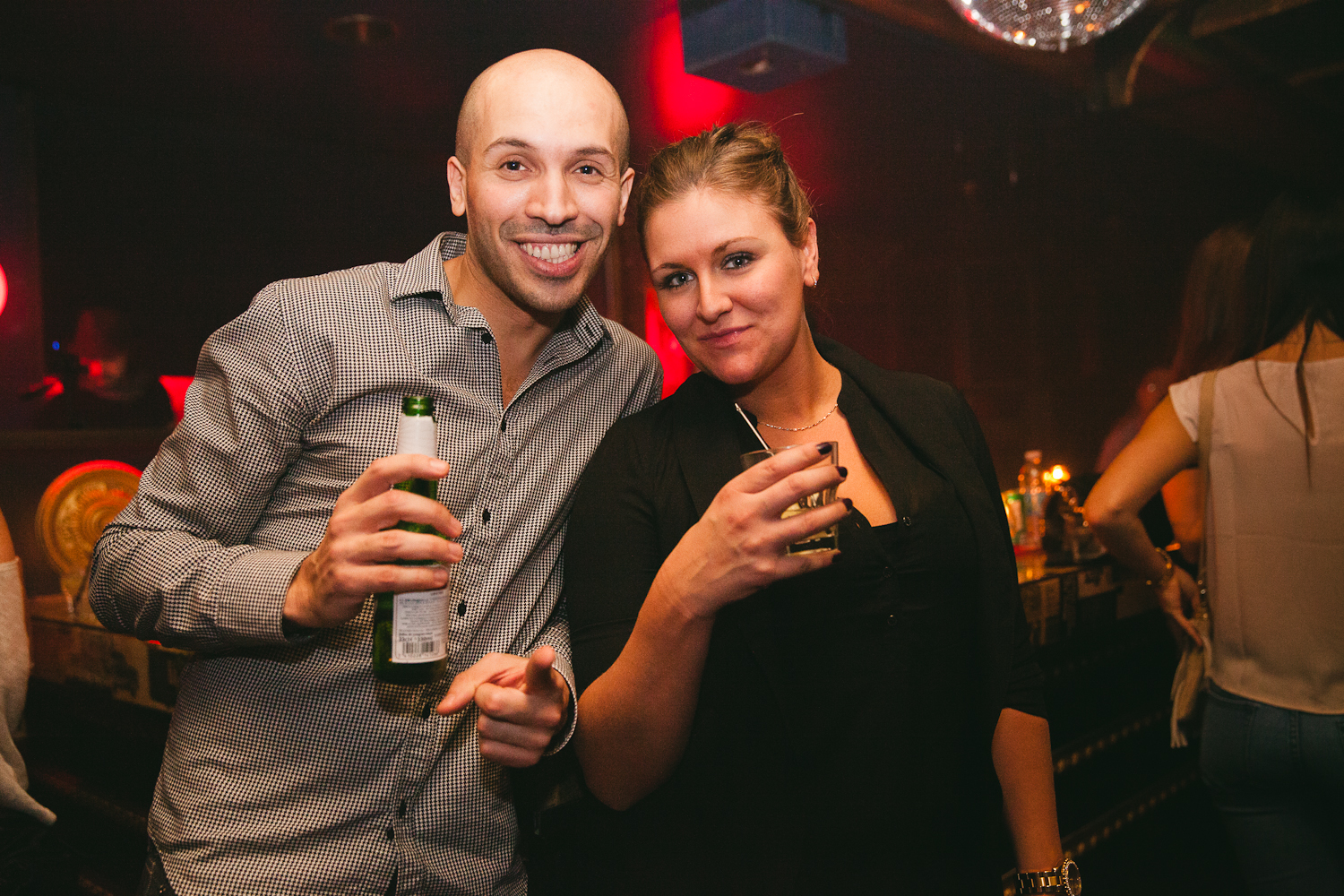 Le club Peopl fête ses deux ans à grands coups de shooters pis de bonne musique