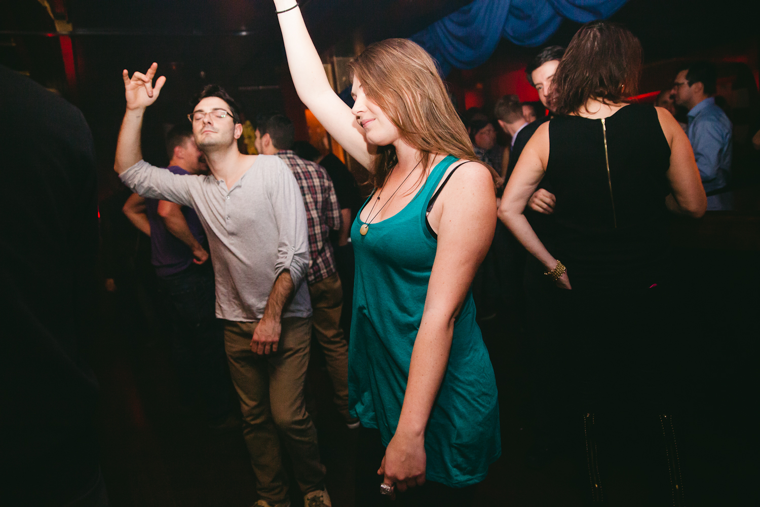 Le club Peopl fête ses deux ans à grands coups de shooters pis de bonne musique