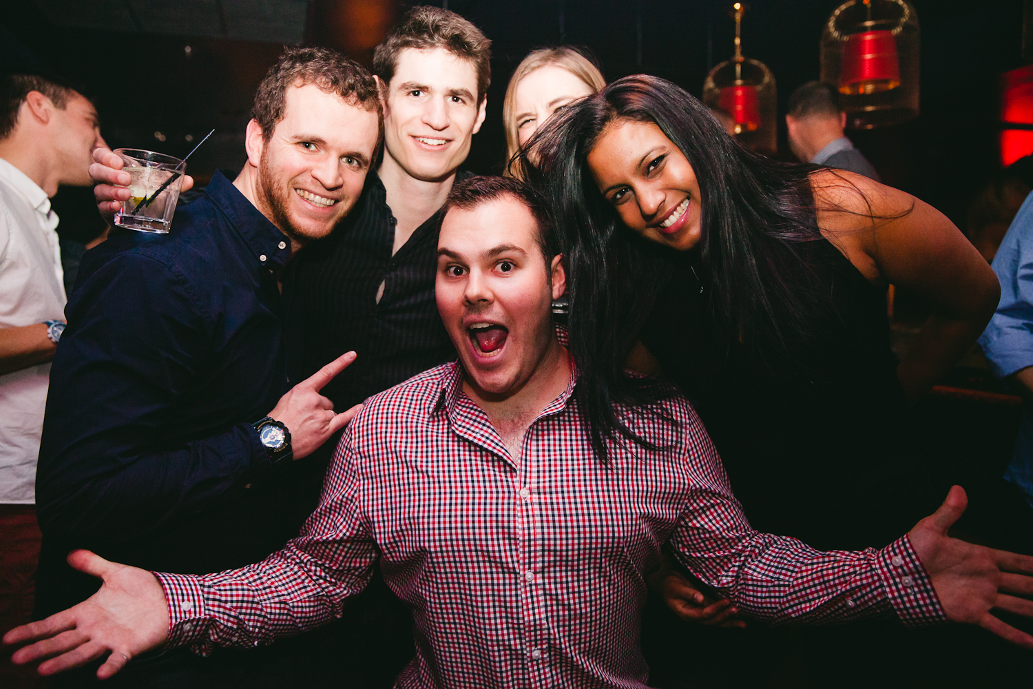 Le club Peopl fête ses deux ans à grands coups de shooters pis de bonne musique