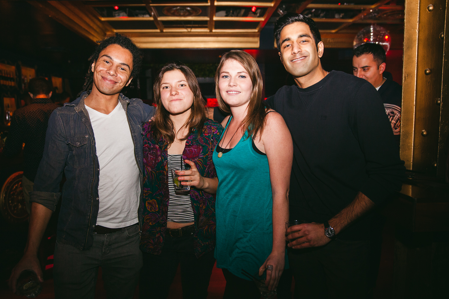 Le club Peopl fête ses deux ans à grands coups de shooters pis de bonne musique