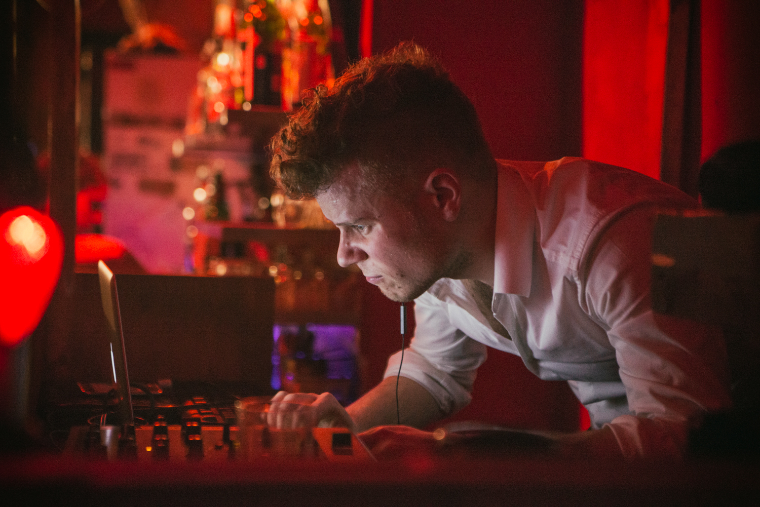 Folle ambiance et dancefloor en feu pour le party de Noël Dare to Care!