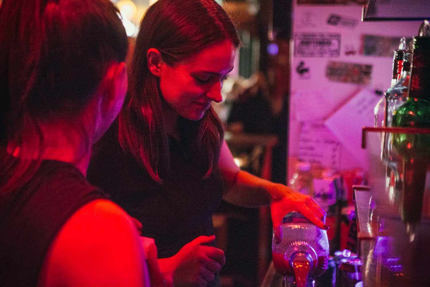 Folle ambiance et dancefloor en feu pour le party de Noël Dare to Care!