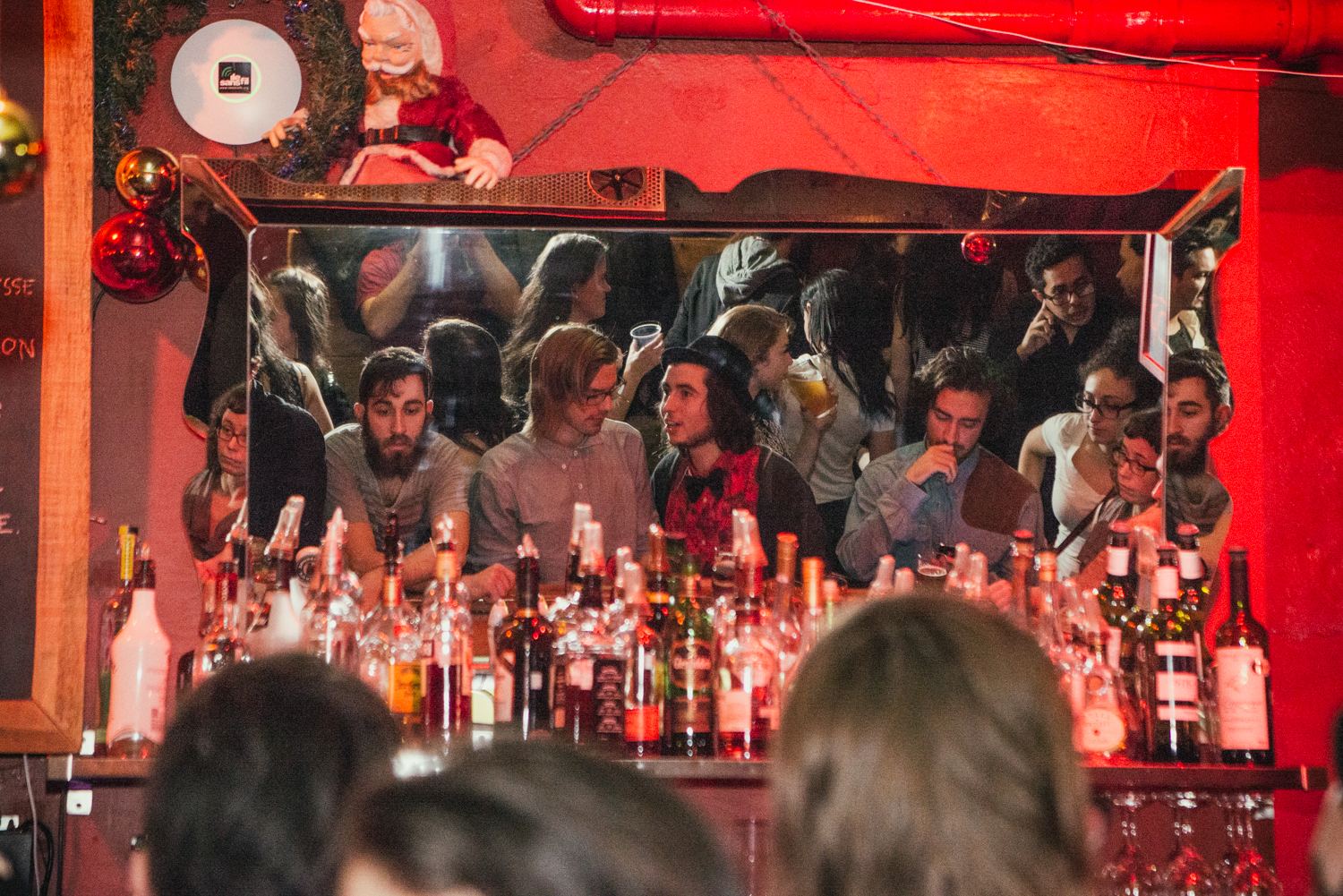 Folle ambiance et dancefloor en feu pour le party de Noël Dare to Care!