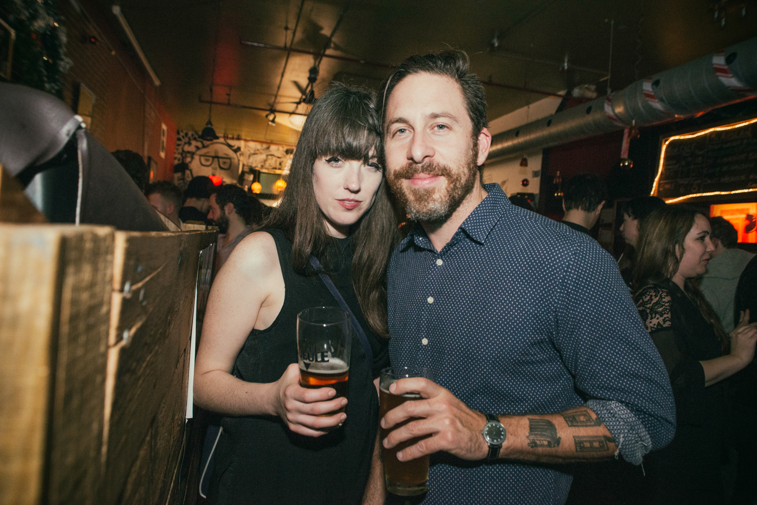 Folle ambiance et dancefloor en feu pour le party de Noël Dare to Care!