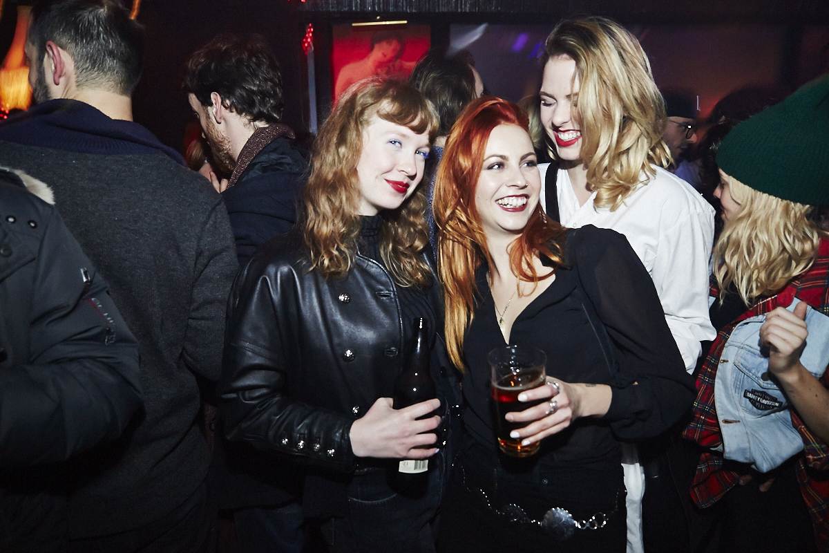 Fou party de Noël pour Roméo & Fils au Salon officiel