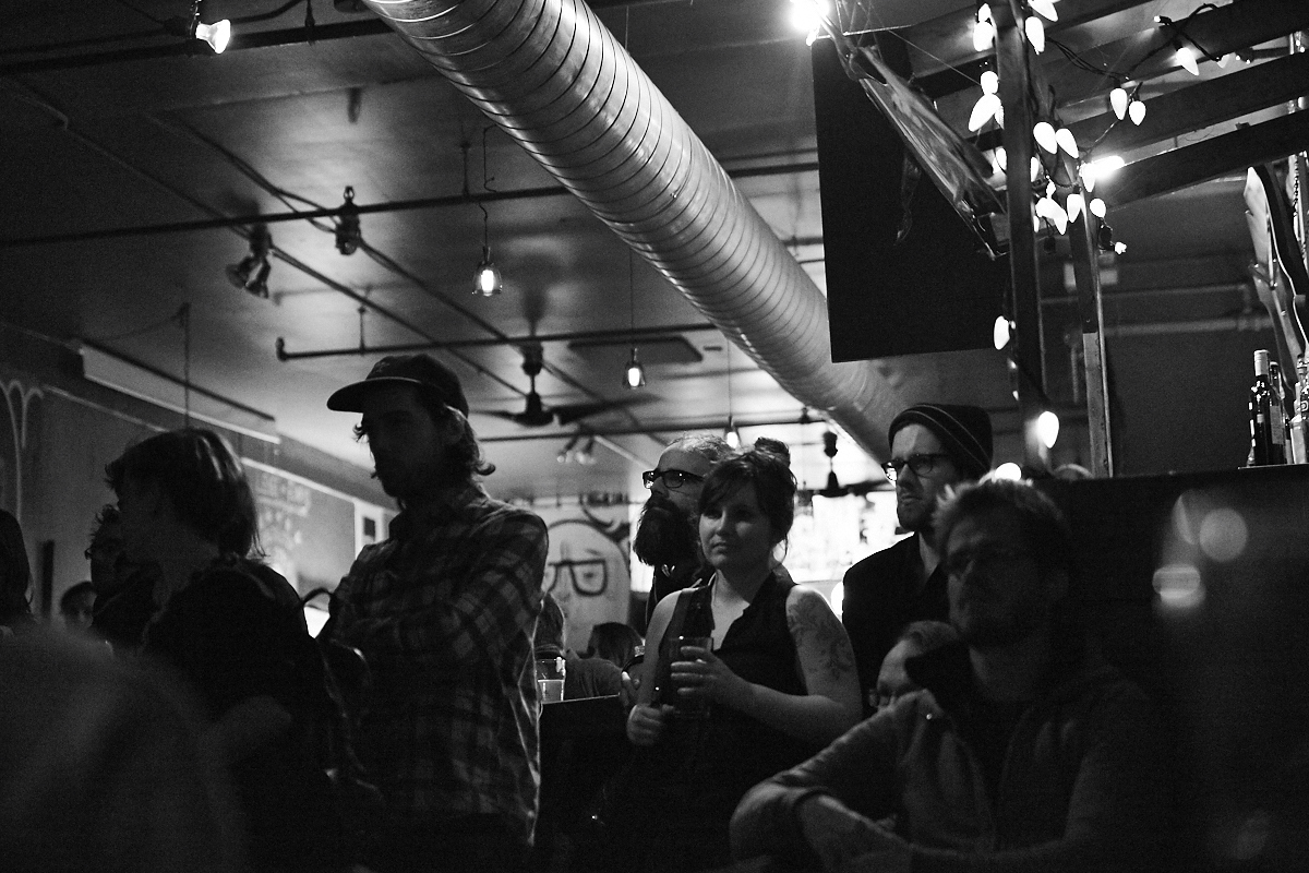 Le Draveur présente des artistes alternatifs montréalais à travers son excellente compilation, Aurore Boréale vol. 2!