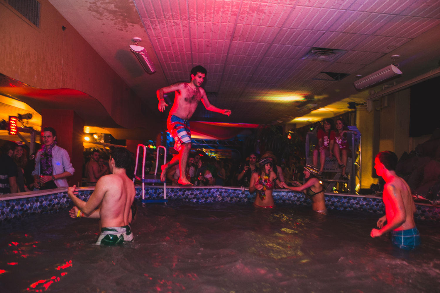 Y'a pas de party aussi cray qu'un party d'ingénieur(es) de la Poly!