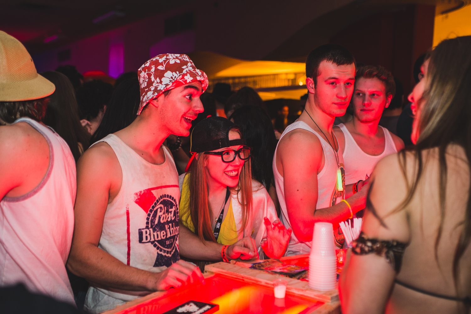 Y'a pas de party aussi cray qu'un party d'ingénieur(es) de la Poly!