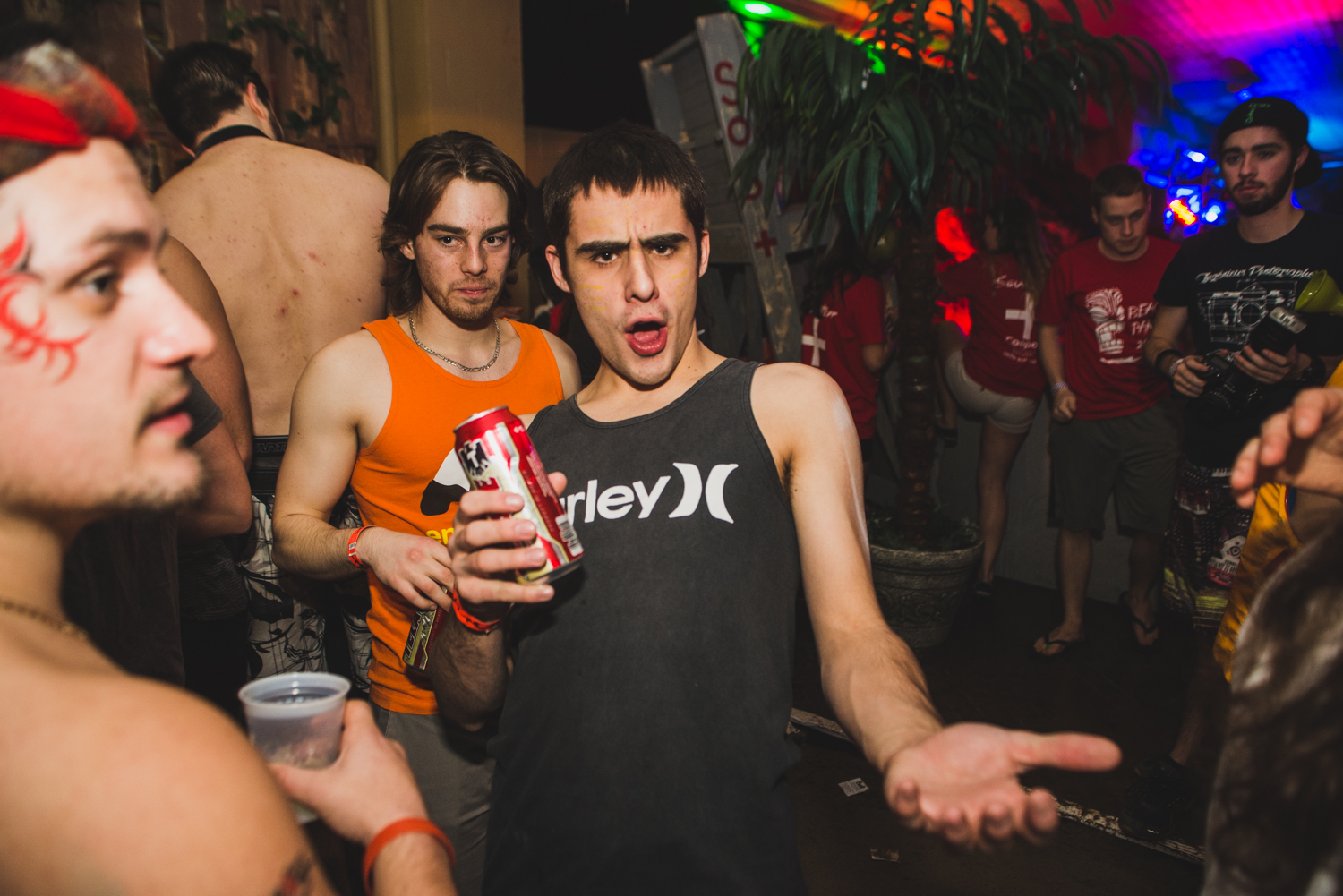 Y'a pas de party aussi cray qu'un party d'ingénieur(es) de la Poly!