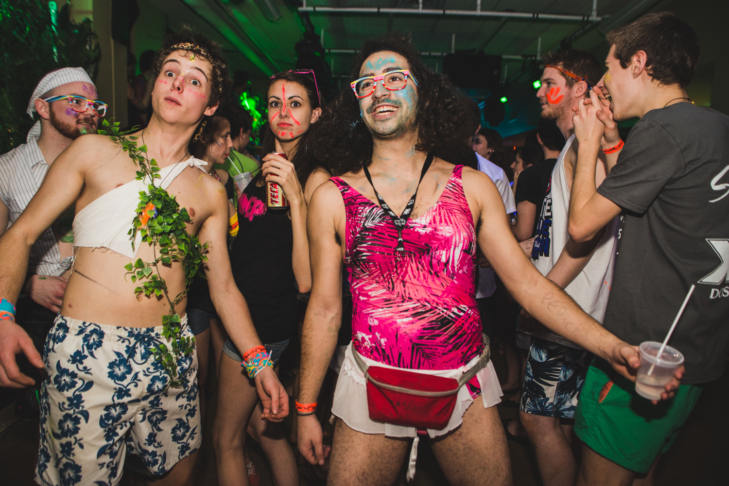 Y'a pas de party aussi cray qu'un party d'ingénieur(es) de la Poly!