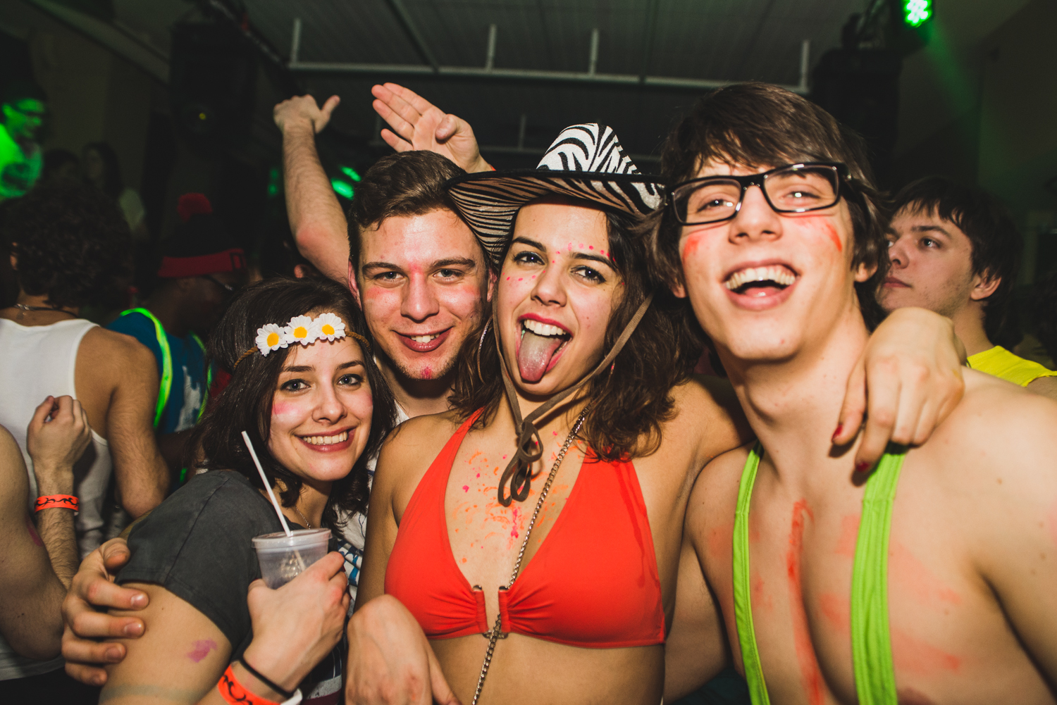 Y'a pas de party aussi cray qu'un party d'ingénieur(es) de la Poly!