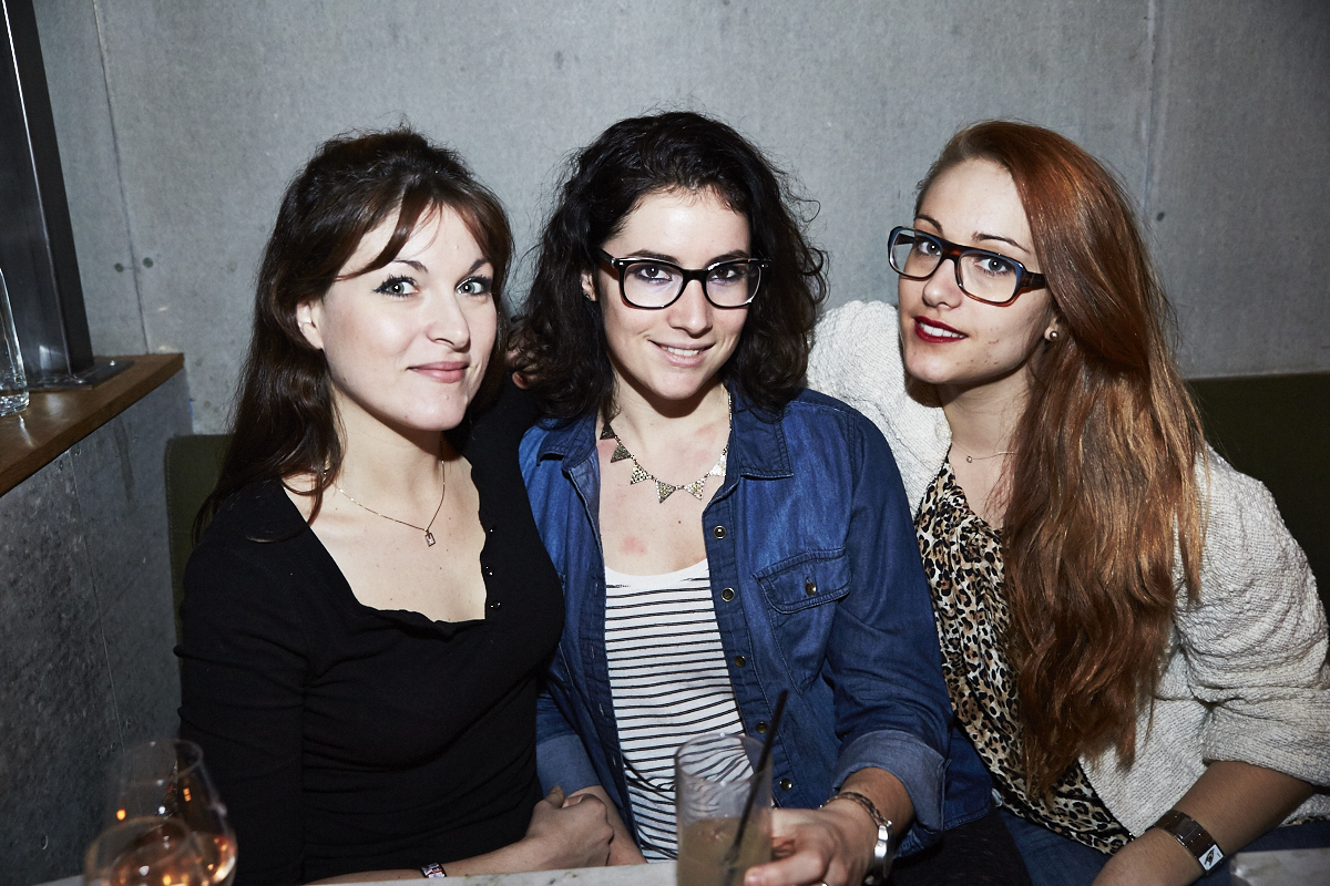 Triptyque dévoile plusieurs nouveaux films chez Mme Lee dans une ambiance à la fête!