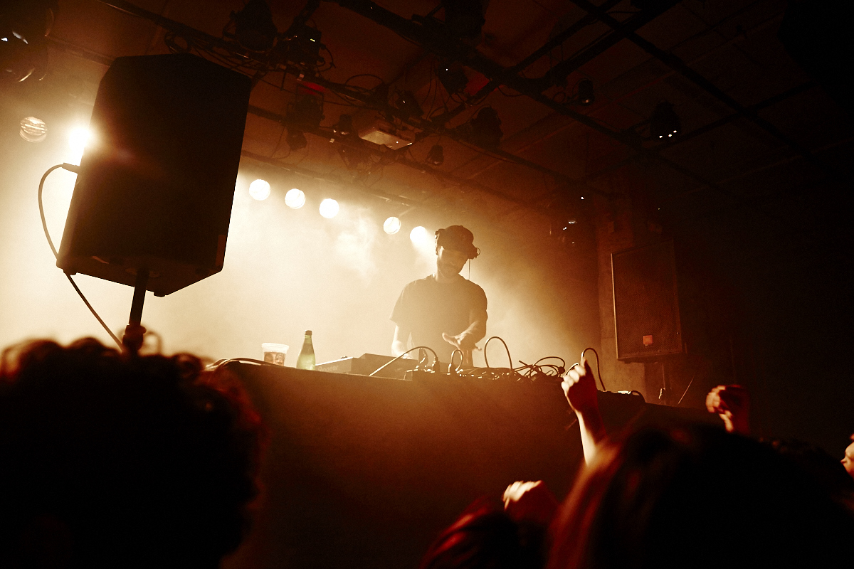 Ça frenche en masse à la SAT avec DJ Brodinski