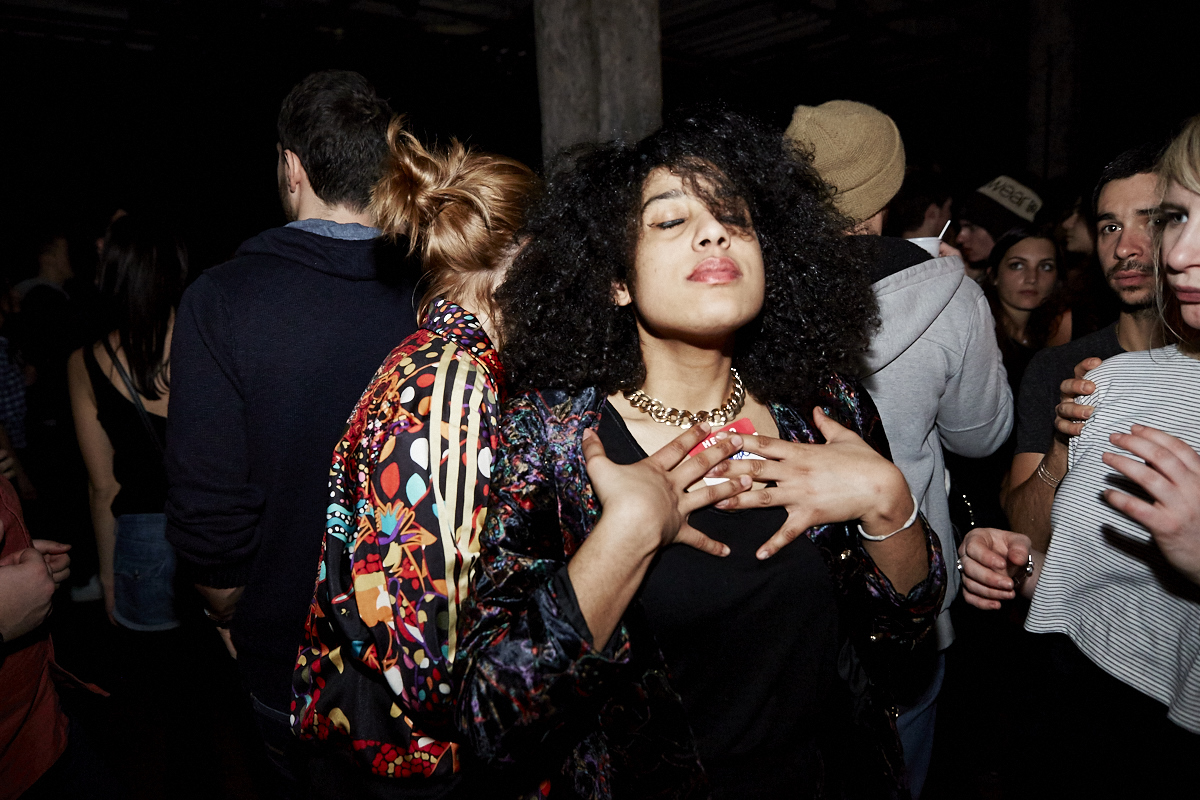 Ça frenche en masse à la SAT avec DJ Brodinski