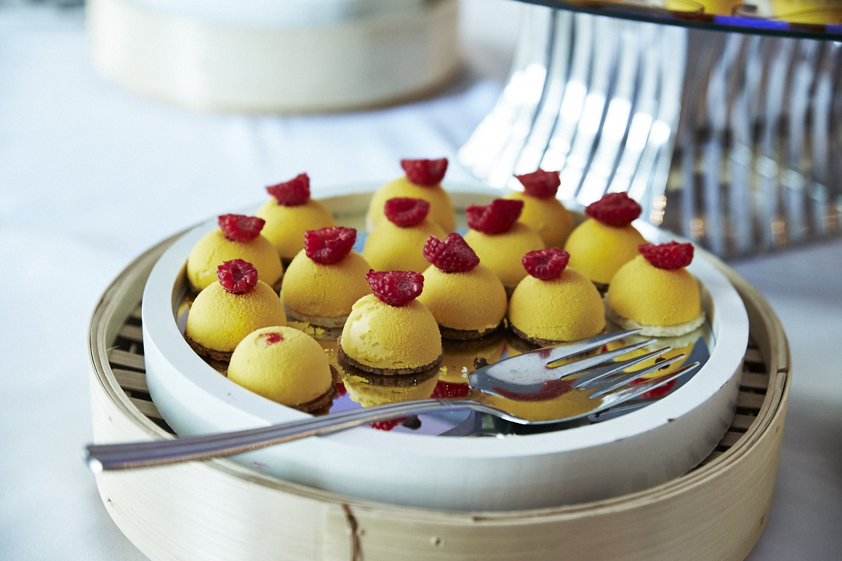 C'était le printemps au Ritz-Carlton lors du dévoilement de la collection ELLE par RW&CO