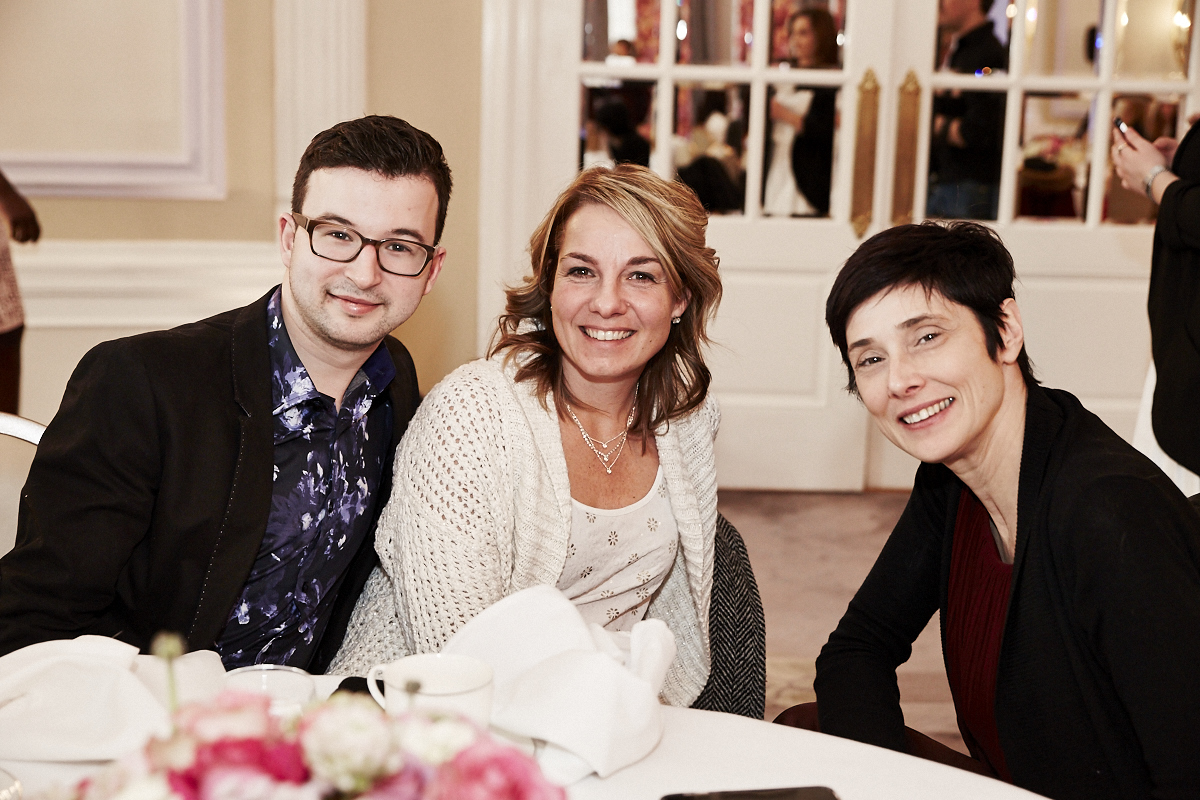 C'était le printemps au Ritz-Carlton lors du dévoilement de la collection ELLE par RW&CO