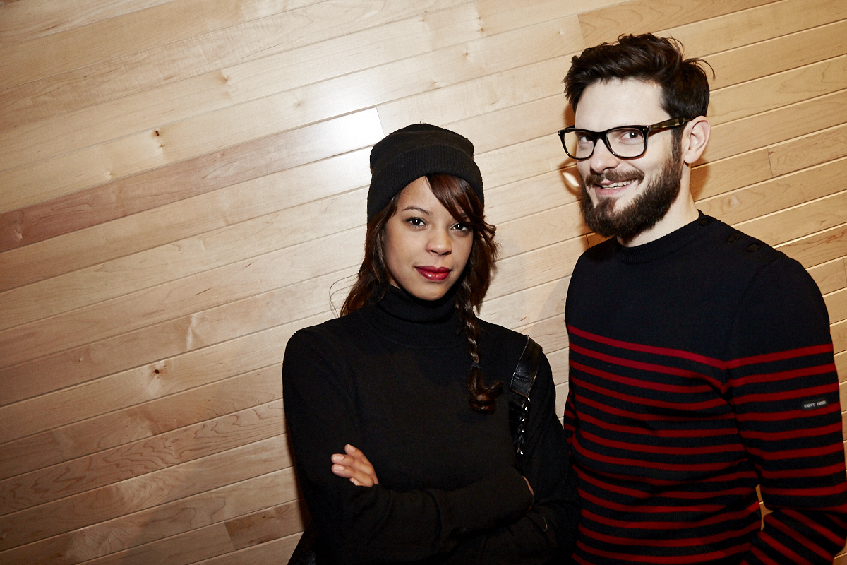Jean Leloup attire une foule monstre pour le lancement de Paradis City au Planétarium