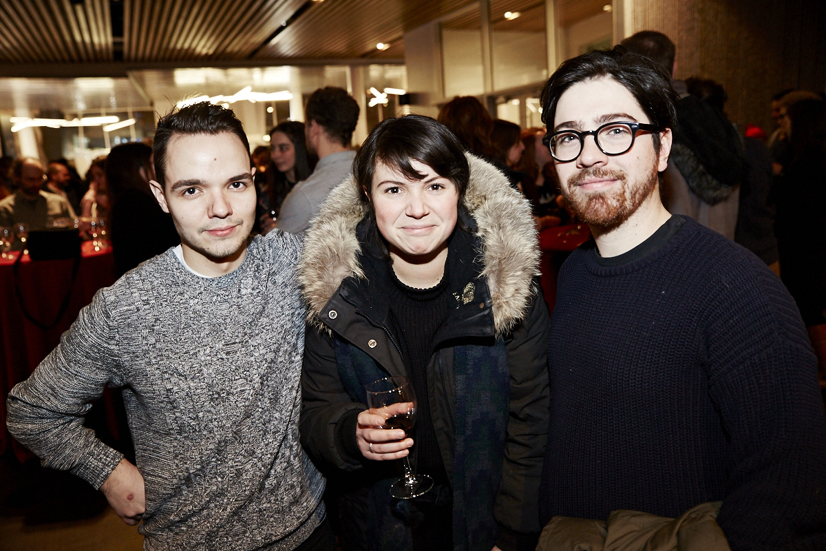 Jean Leloup attire une foule monstre pour le lancement de Paradis City au Planétarium