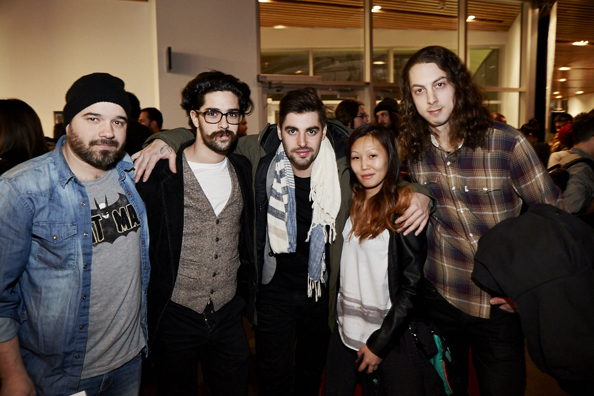 Jean Leloup attire une foule monstre pour le lancement de Paradis City au Planétarium