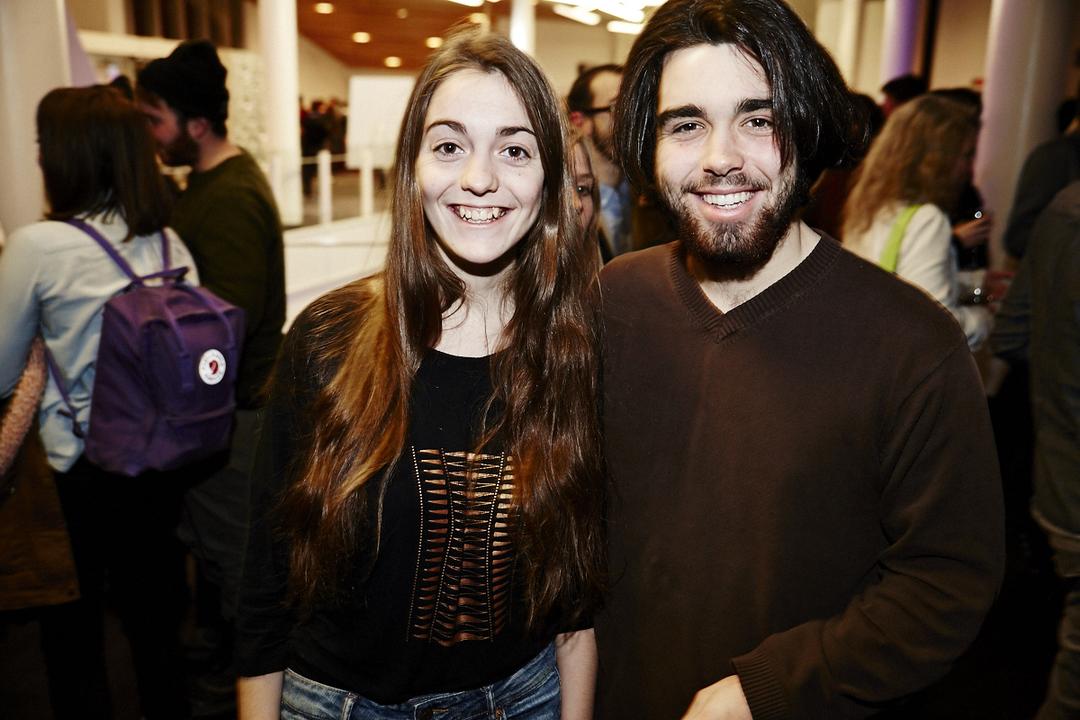 Jean Leloup attire une foule monstre pour le lancement de Paradis City au Planétarium