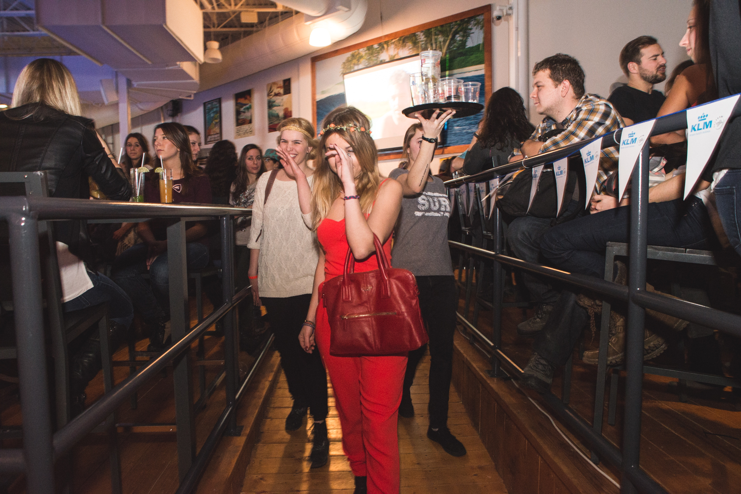 Les vagues et la chaleur s'invitent à Montréal lors du wrap party de Oui Surf en Afrique!