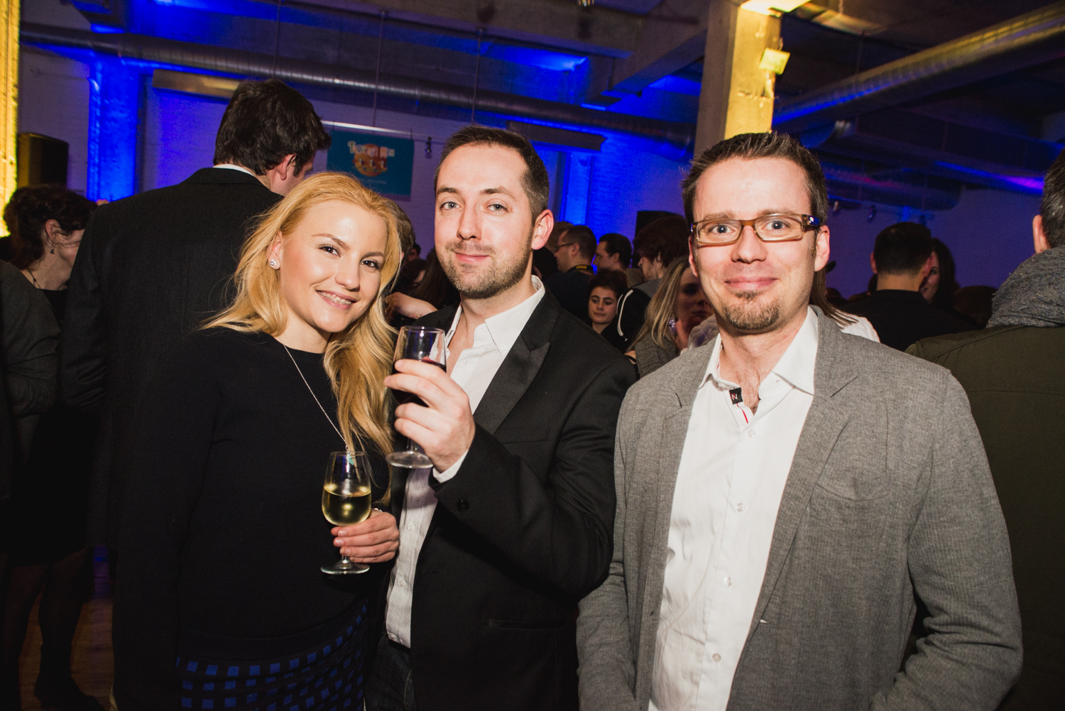 Nos talentueux designers graphiques québécois font la fête au party Grafika à l'Espace Infopresse