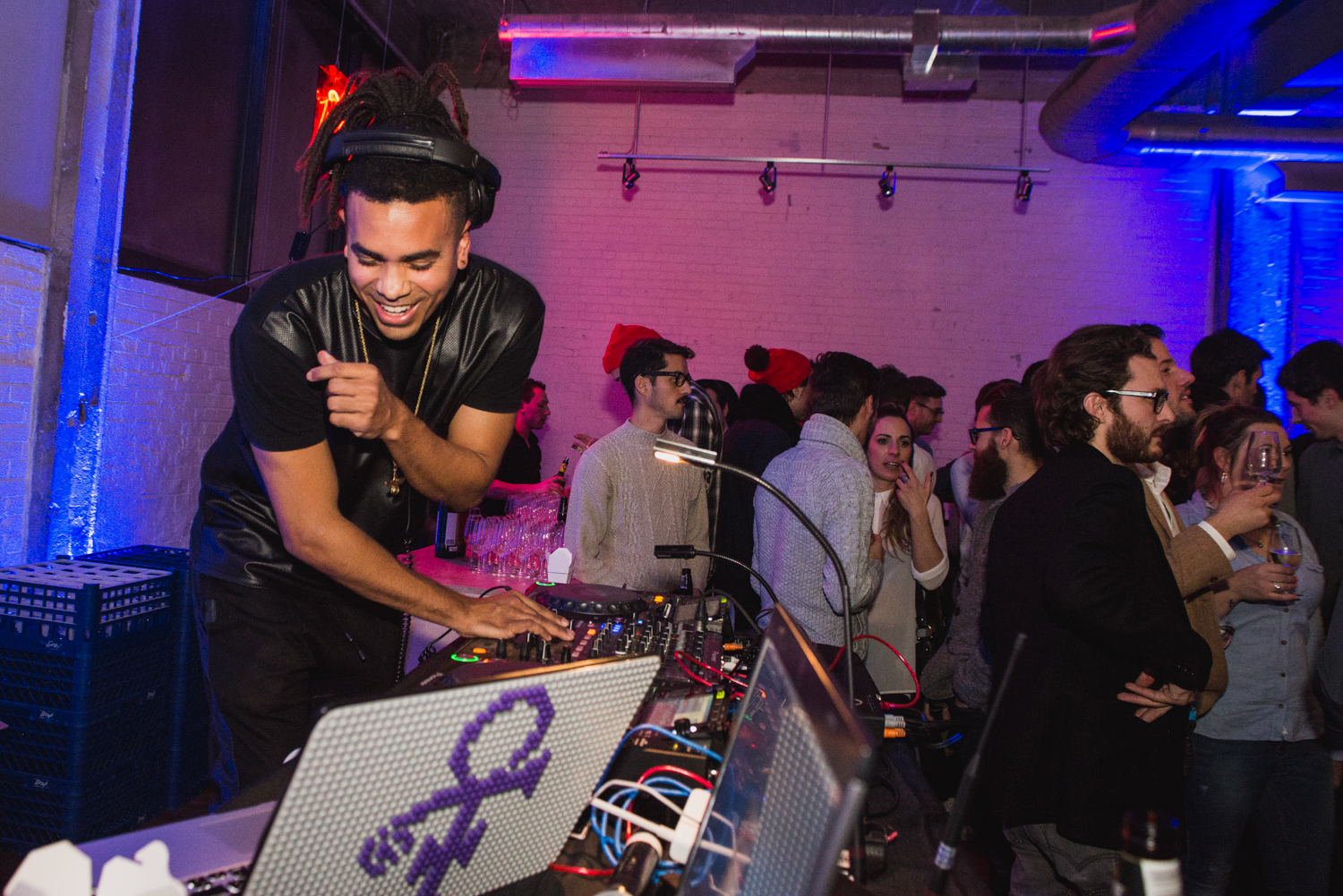 Nos talentueux designers graphiques québécois font la fête au party Grafika à l'Espace Infopresse