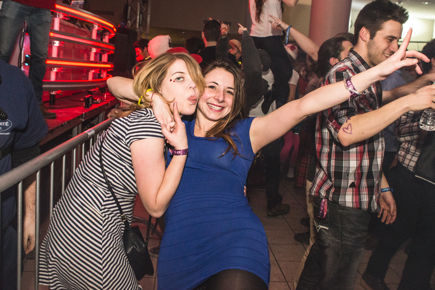Rock & Dance ÉTS: plus de 2000 ingénieurs réunis pour trasher la St-Valentin!