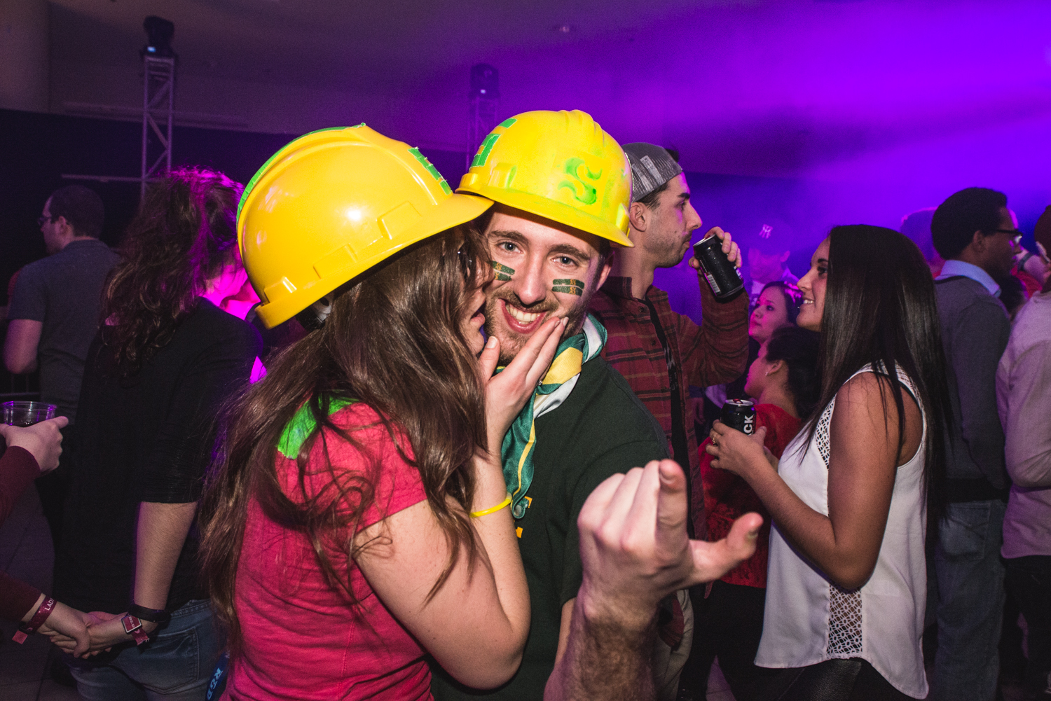Rock & Dance ÉTS: plus de 2000 ingénieurs réunis pour trasher la St-Valentin!