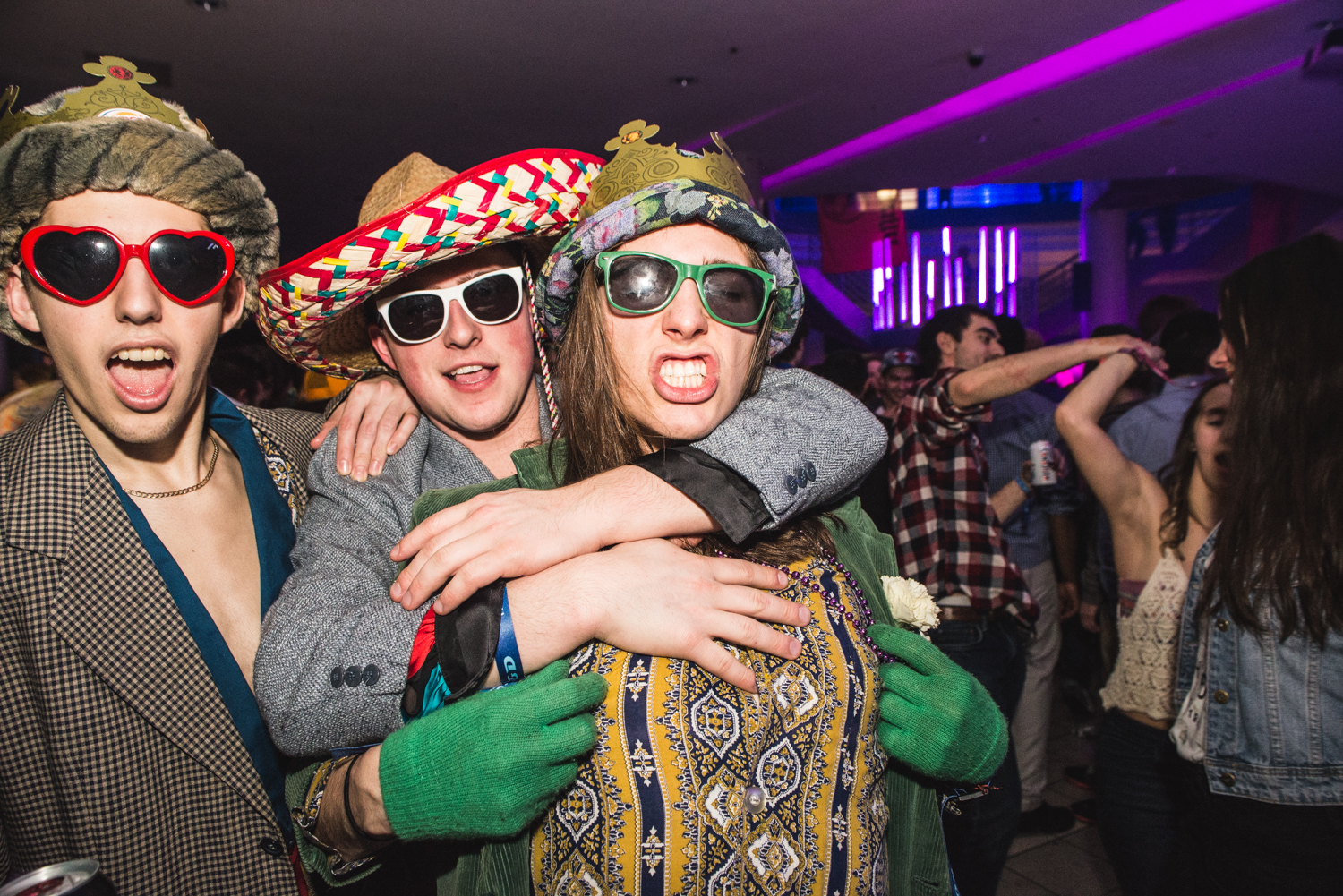 Rock & Dance ÉTS: plus de 2000 ingénieurs réunis pour trasher la St-Valentin!