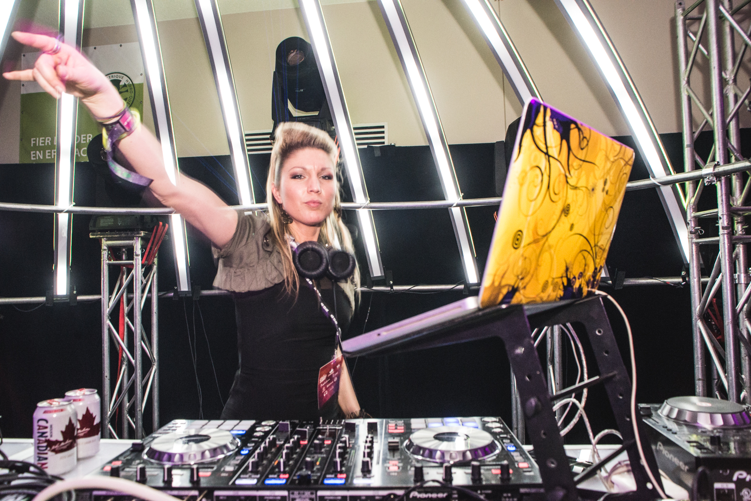 Rock & Dance ÉTS: plus de 2000 ingénieurs réunis pour trasher la St-Valentin!