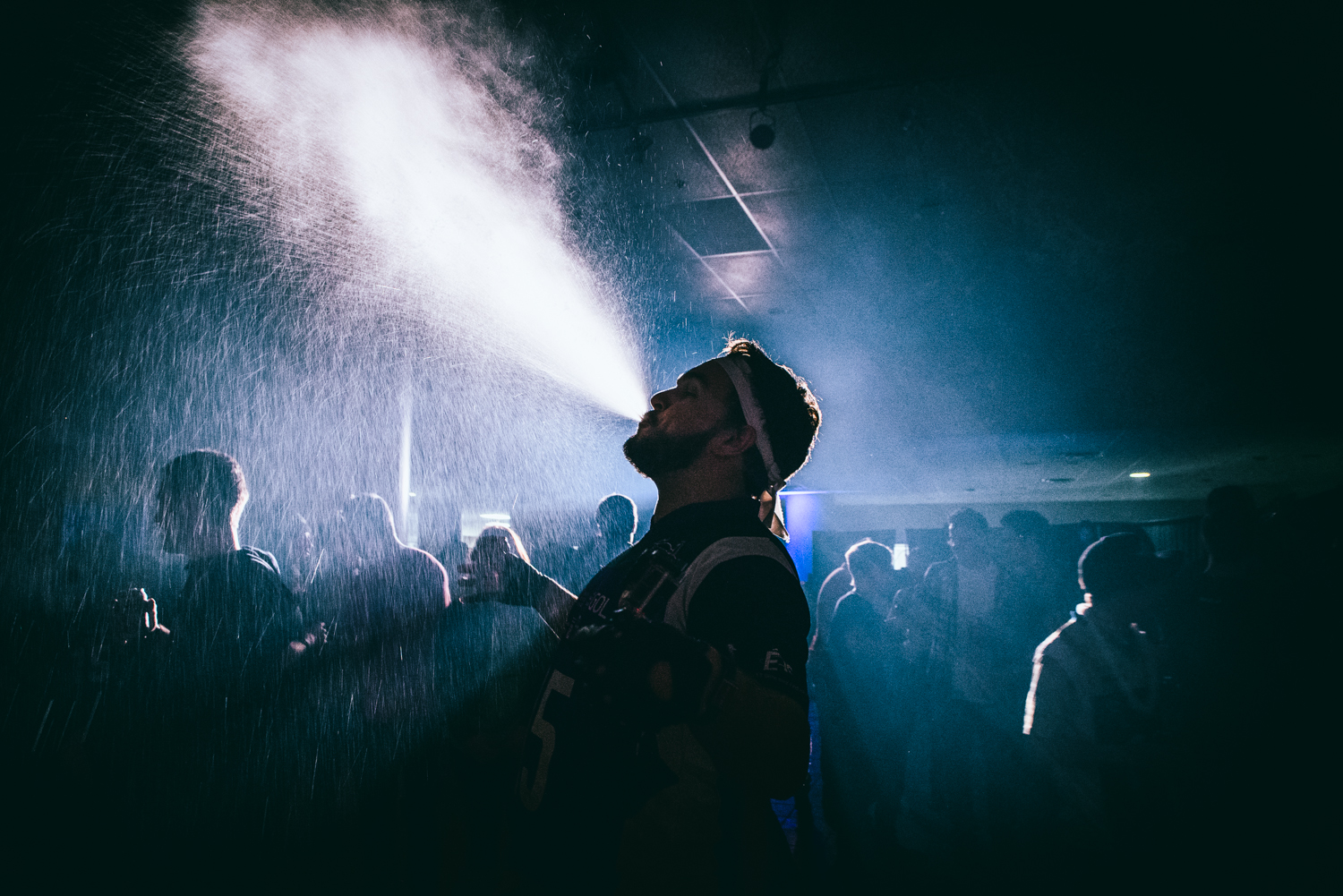 Rock & Dance ÉTS: plus de 2000 ingénieurs réunis pour trasher la St-Valentin!