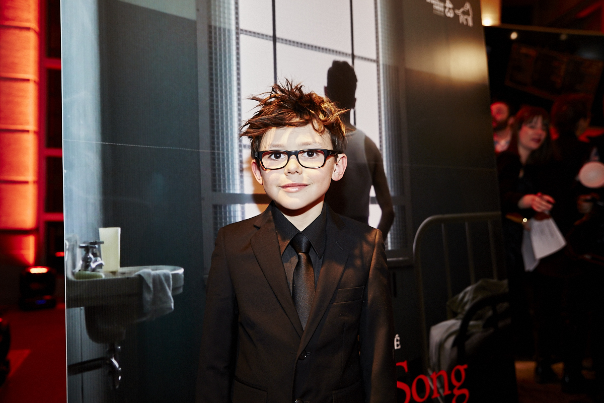 Une première médiatique très courue pour Elephant Song mettant en vedette Xavier Dolan