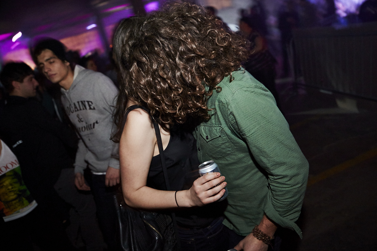 Nuit de folie artistique et créative dans l'espace loft choisi par La Bacchanale