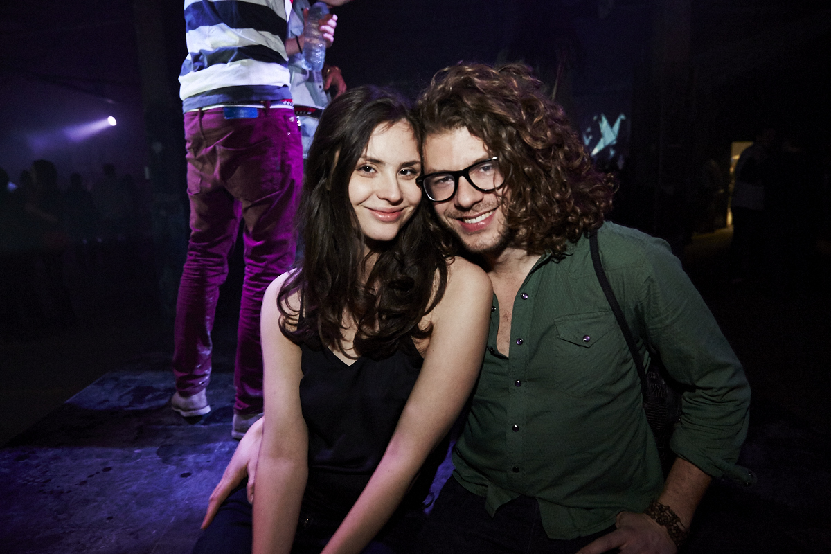 Nuit de folie artistique et créative dans l'espace loft choisi par La Bacchanale